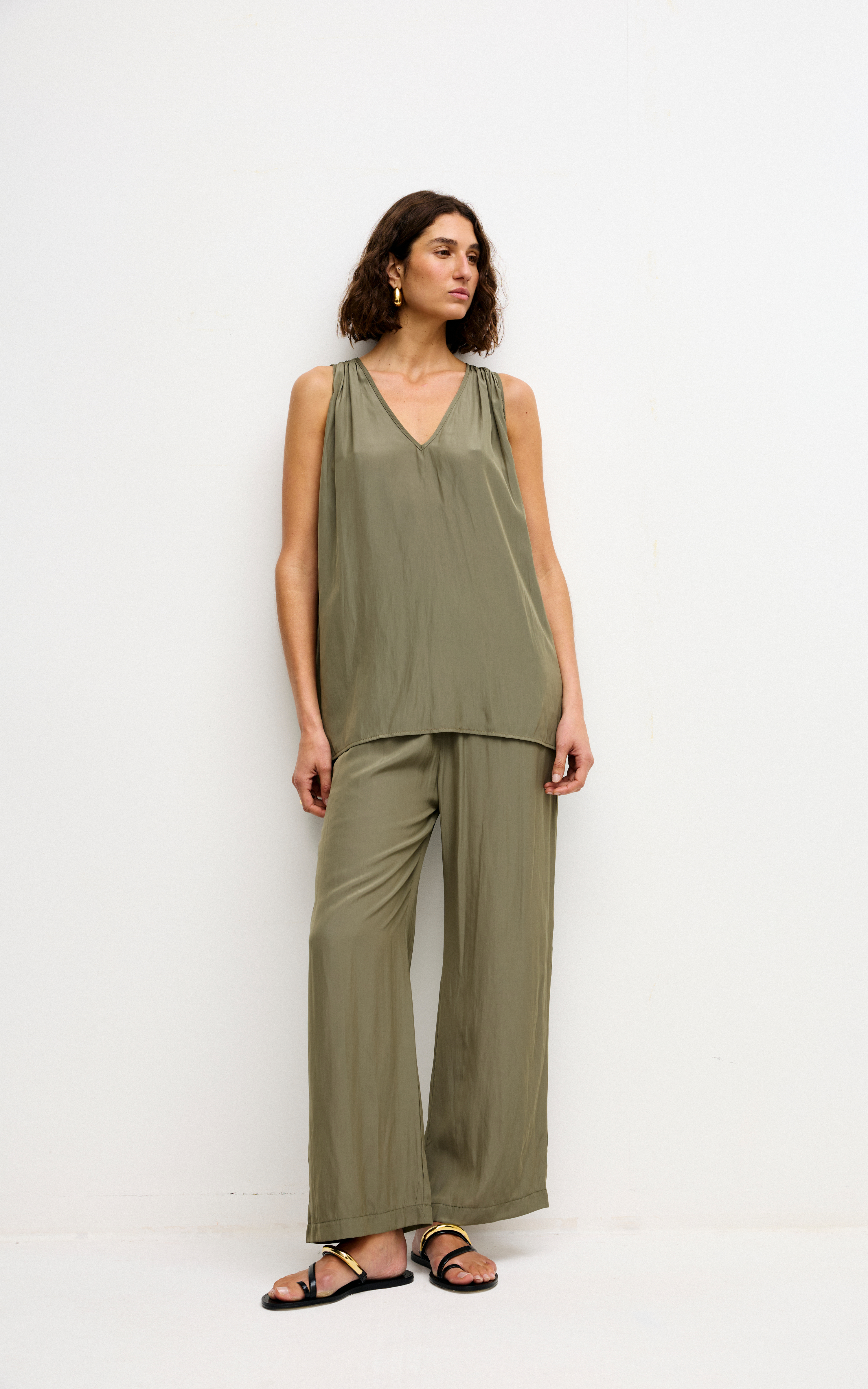 Ava Top - Olive