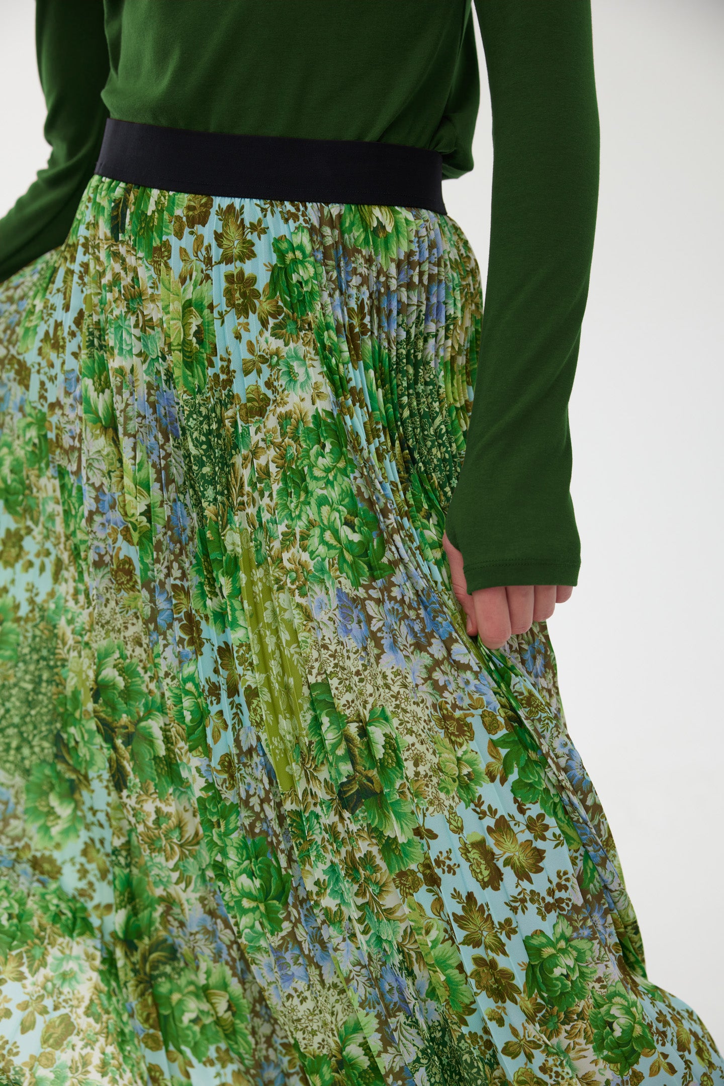 Goldie Pleat Skirt - Floral Haze