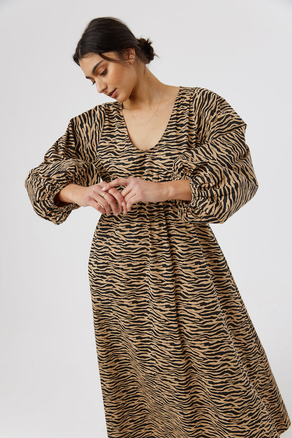 kinney-paola-dress-tiger